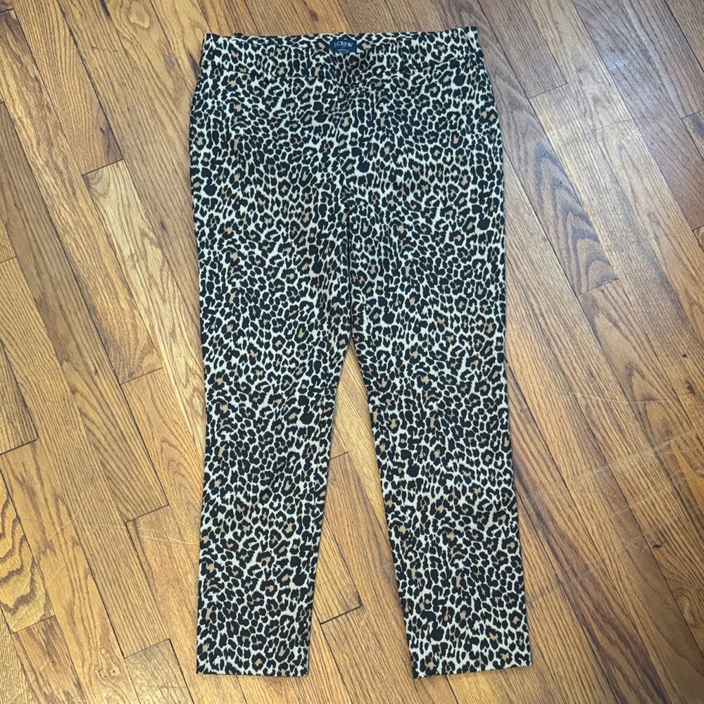 WORN ONCE! J.Crew Leopard “Winnie Pant”, Cropped Side Zipped Pants, Size 4.